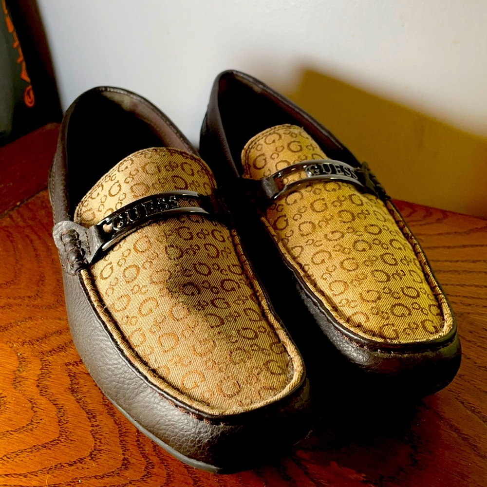 GUESS Loafers